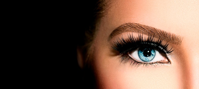 Óleos que preenchem as sobrancelhas e as deixam com ótima aparência